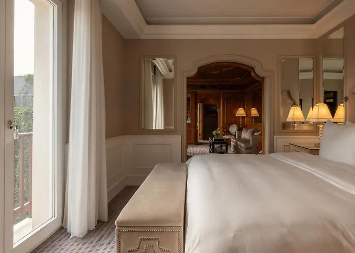 Hassler Отель 5*