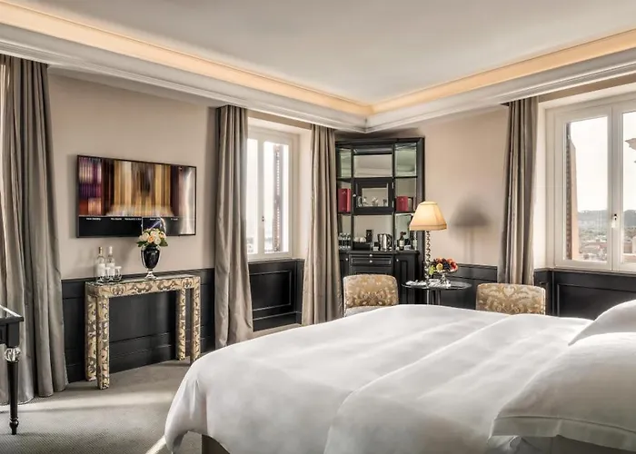 Hassler Otel 5*